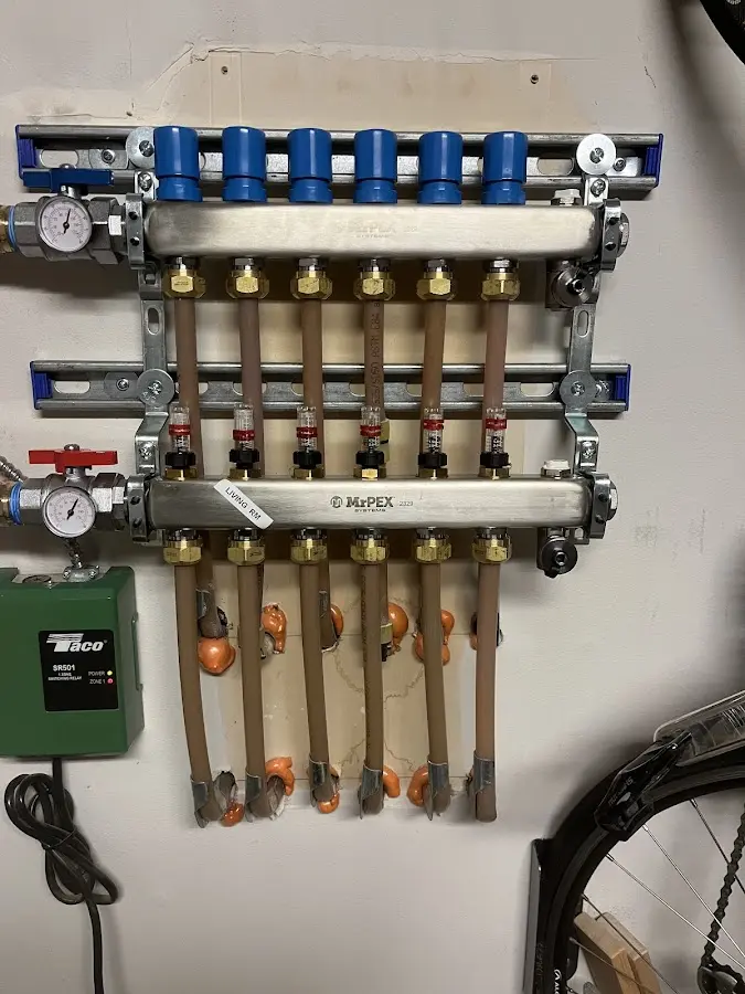 Plumber performing Sink Repair at a residential property in Waikele